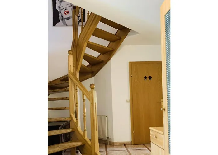 Bernhard Schmidt-gasse * Gmunden