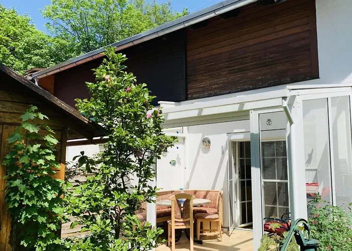 Bernhard Schmidt-gasse * Gmunden